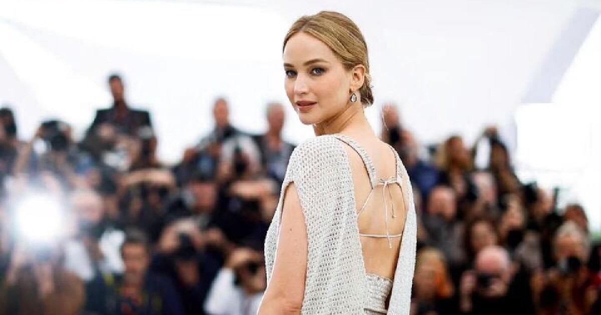Jennifer Lawrence says she felt 'punished' by past male co-stars if she turned down their advances