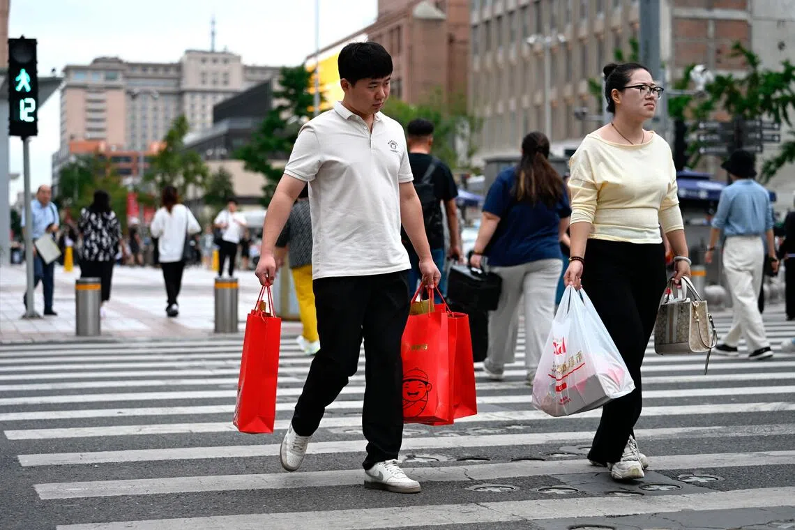 China consumer prices unexpectedly rise on holiday demand