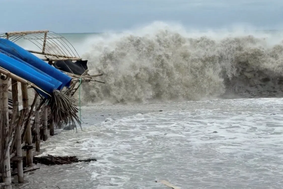 Typhoon Fung-wong set to swing towards Taiwan after ripping Philippines