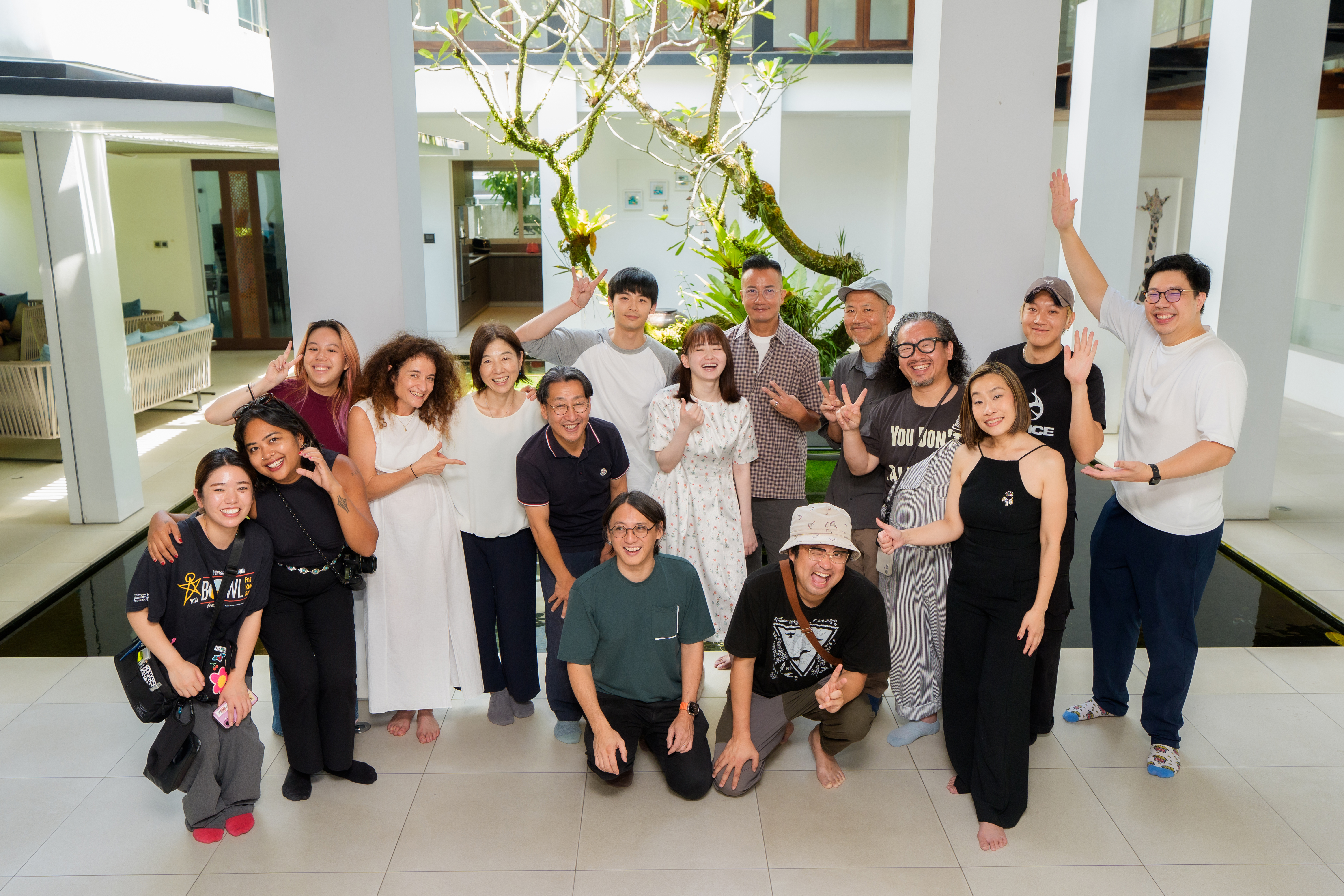 Hypnosis scam? Chen Hanwei recounts being duped at Singapore carpark