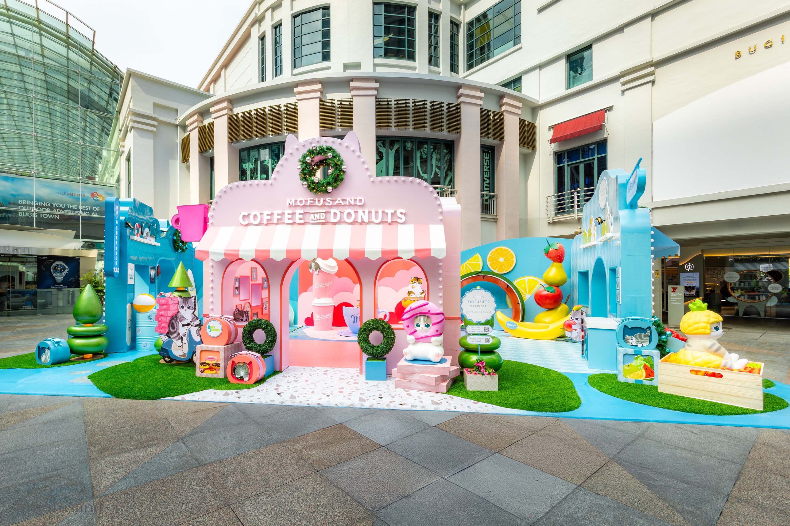 First-Ever in Southeast Asia, Mofusand Holidays Lands On A Grand Scale — Including An 8m-Tall Mofusand Christmas Tree Inflatable! — At Capitaland Malls