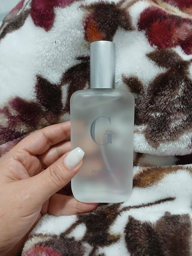 Amazon Has A Holiday Shop With Gifts Under $10 — Here Are 25 Of Our Favorite Affordable Finds