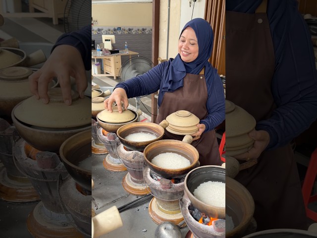 Muslim Owned Chicken Claypot Restaurant In Kuala Lumpur