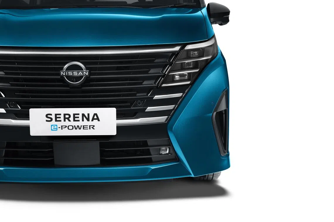 Are there other types of electric vehicles besides those that plug into a wall charger?