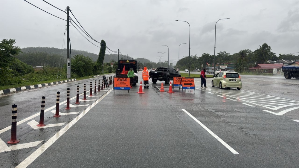 Nissan Almera driver found dead after car plunges into Kedah river at 3am