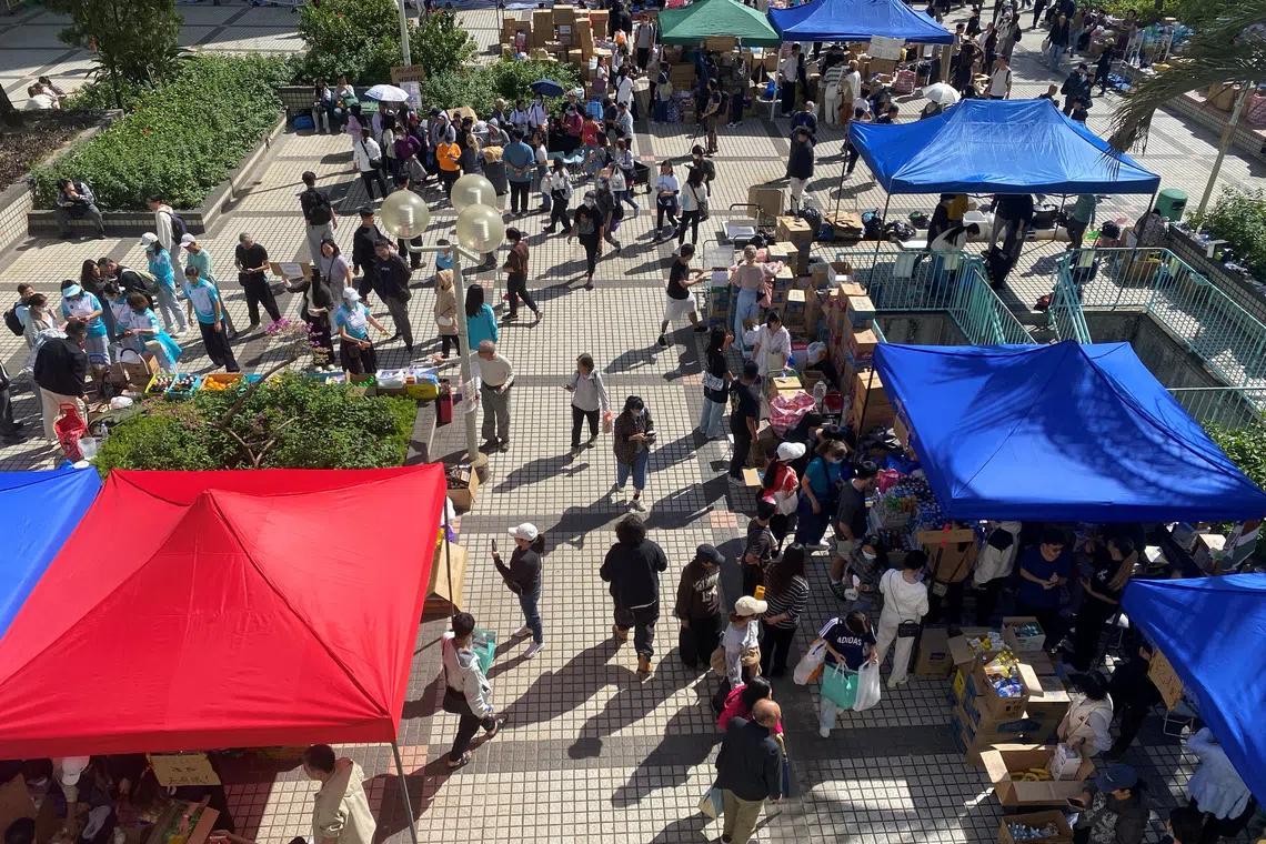 Hong Kong residents scramble to deliver aid, support after deadly fire