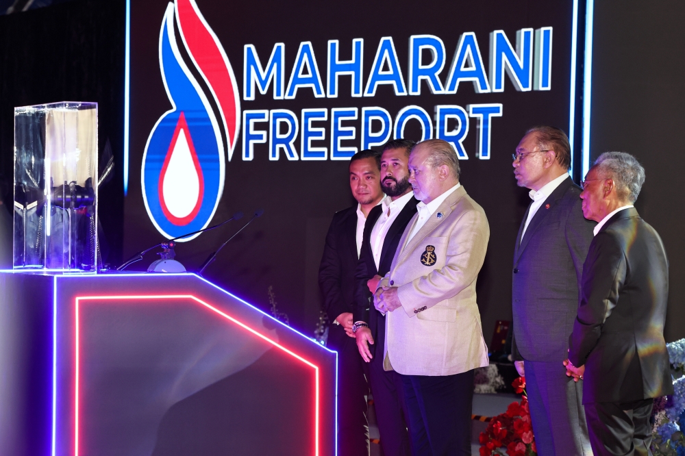 Anwar launches Maharani Freeport in Johor as gateway to global supply chains