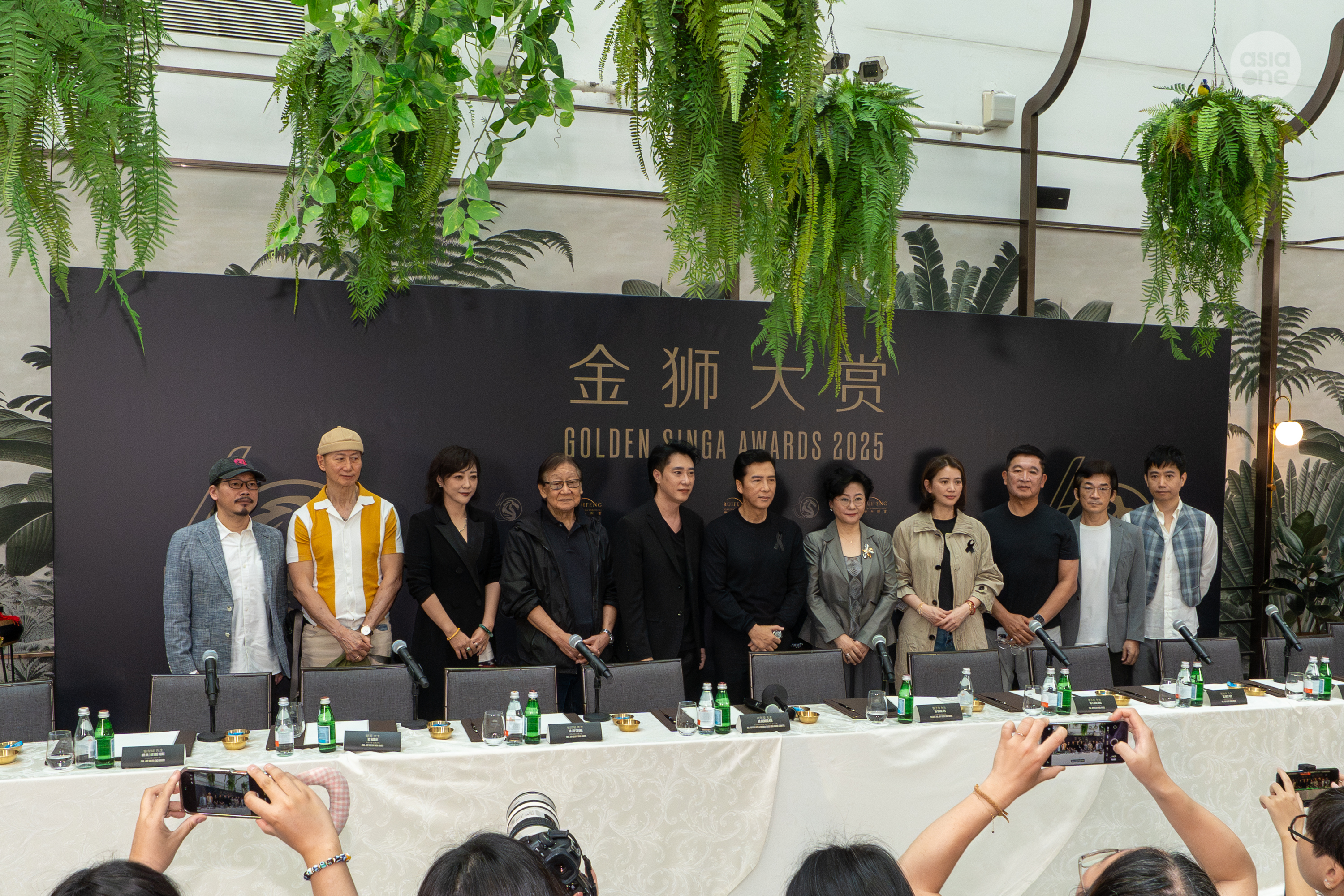 'Could we award 2 winners?' Anita Yuen faces dilemma as jury at Singapore's inaugural Golden Singa Awards