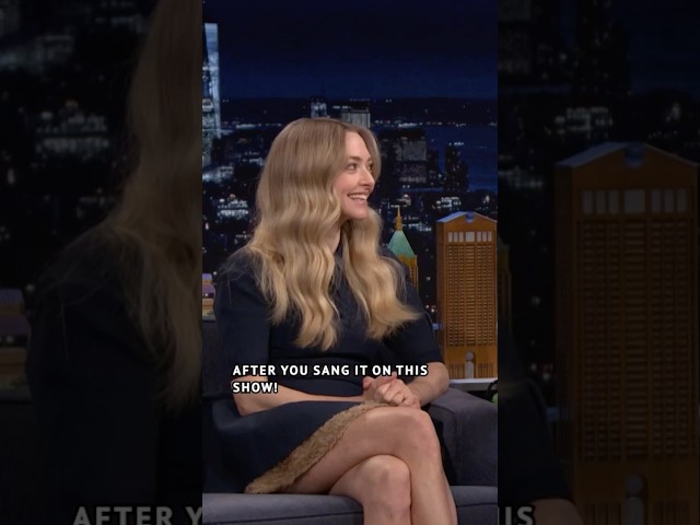 #AmandaSeyfried reacts to her rendition of #JoniMitchell’s “California” on the dulcimer!