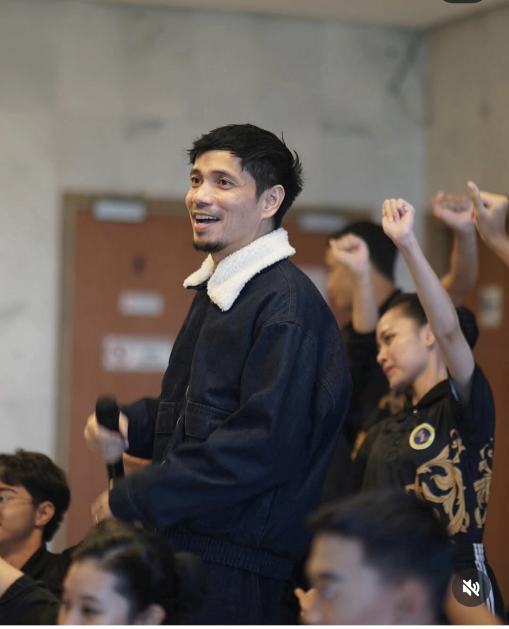 Mark Adam’s latest track ‘Jutawan’ spreads positivity amid social media negativity