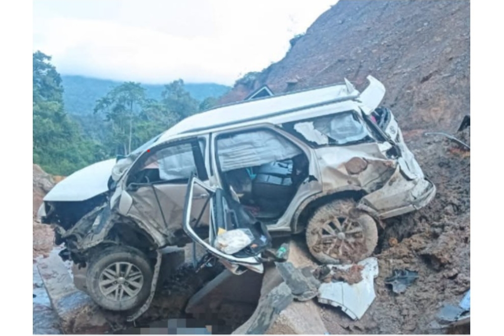 Soon-to-wed couple killed after SUV plunges into ravine in Hulu Terengganu