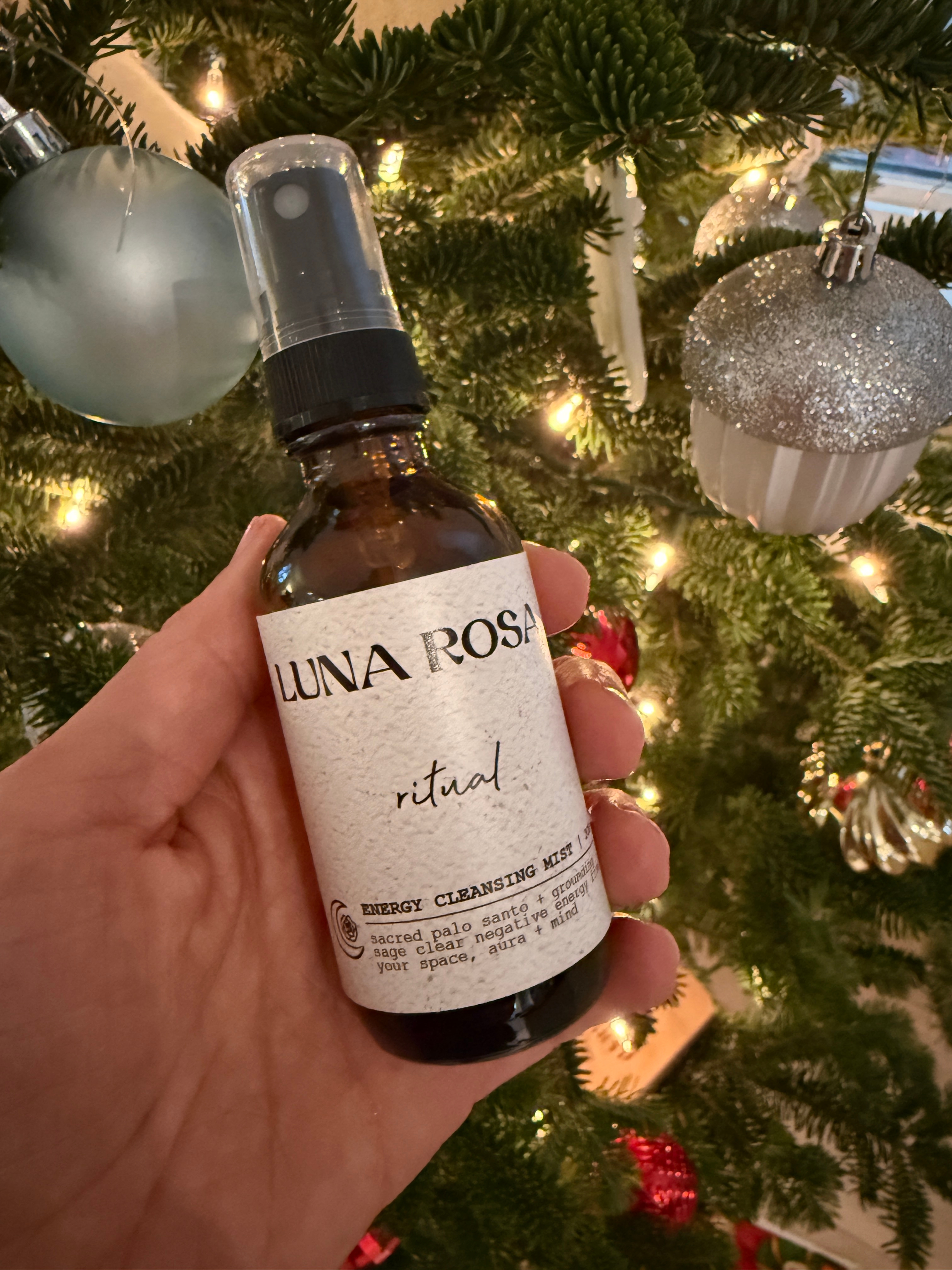 Looking For Affordable Stocking Stuffers? Here Are 25 Things Under $30 That Are Perf For The Holidays