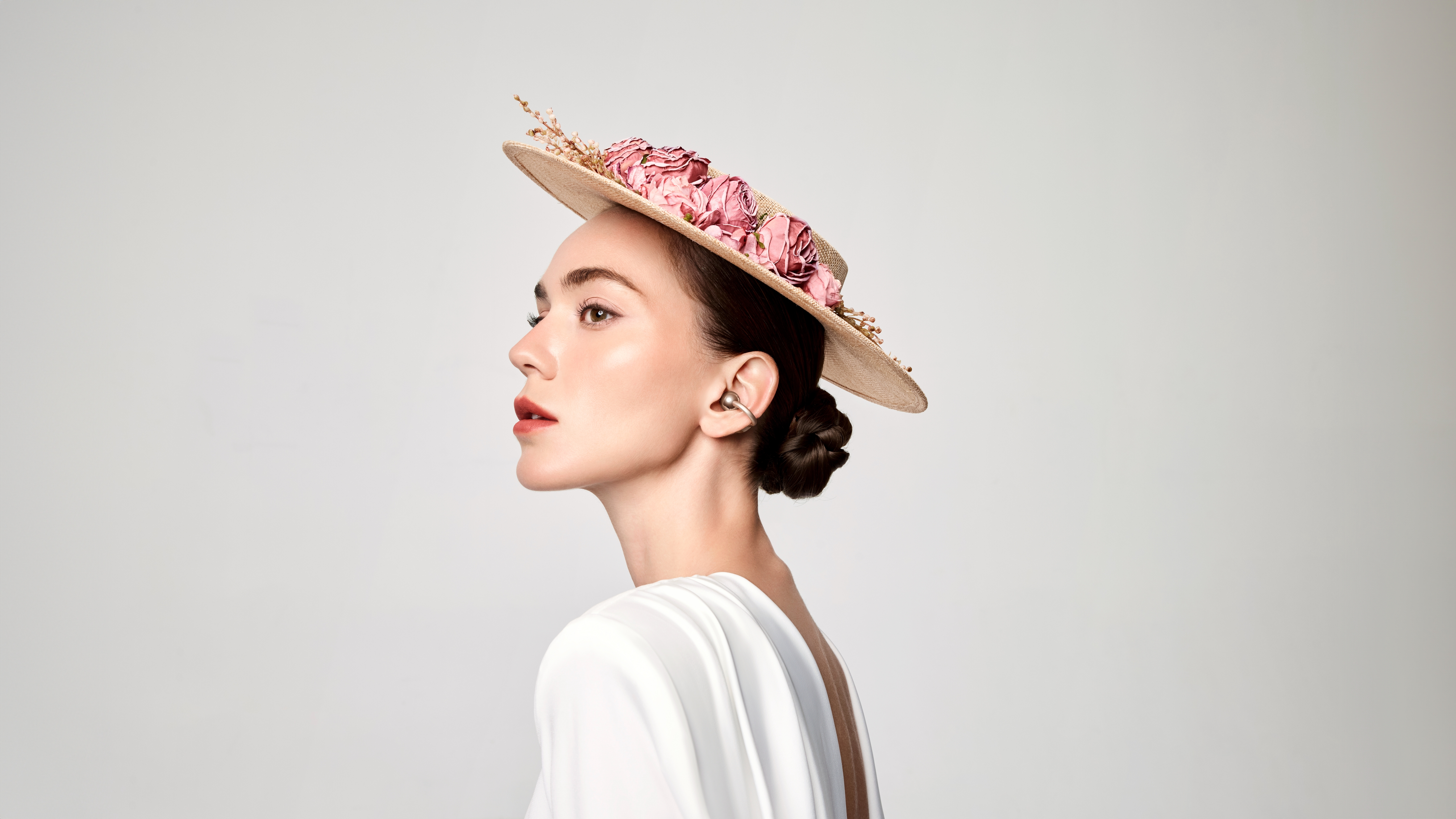 Five Nifty Gifts For Tech Lovers To Get You In The Good Books This Christmas