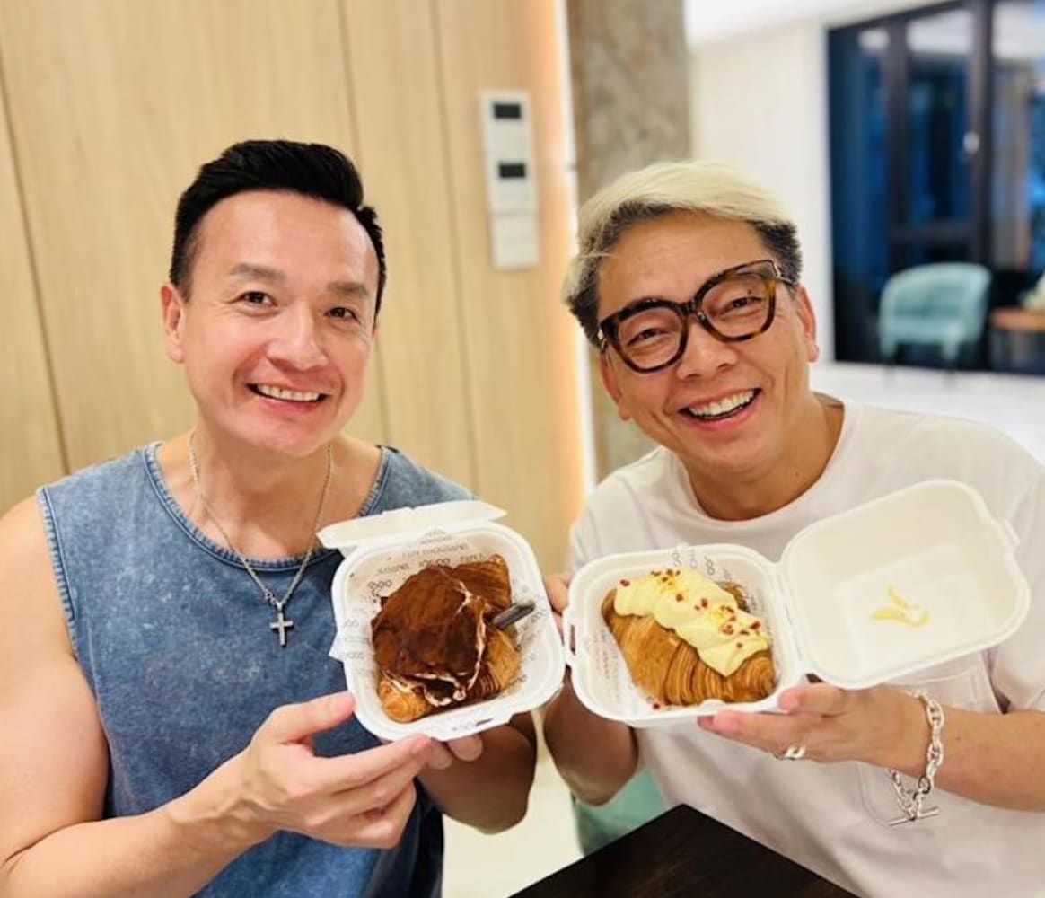 Feng Shui Master Was Arrested Mid-Live Stream in S’pore Mall — And His Friend Kept Filming