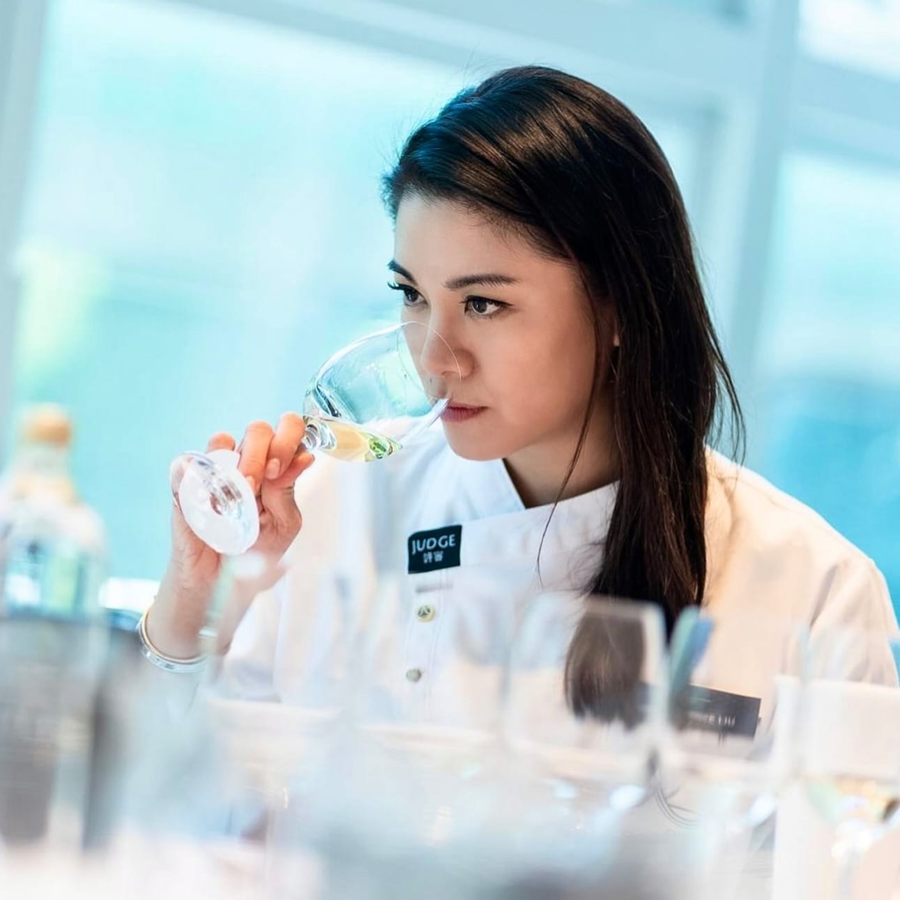 She Quit TVB, Built a Wine Empire… Now She Teaches University Students