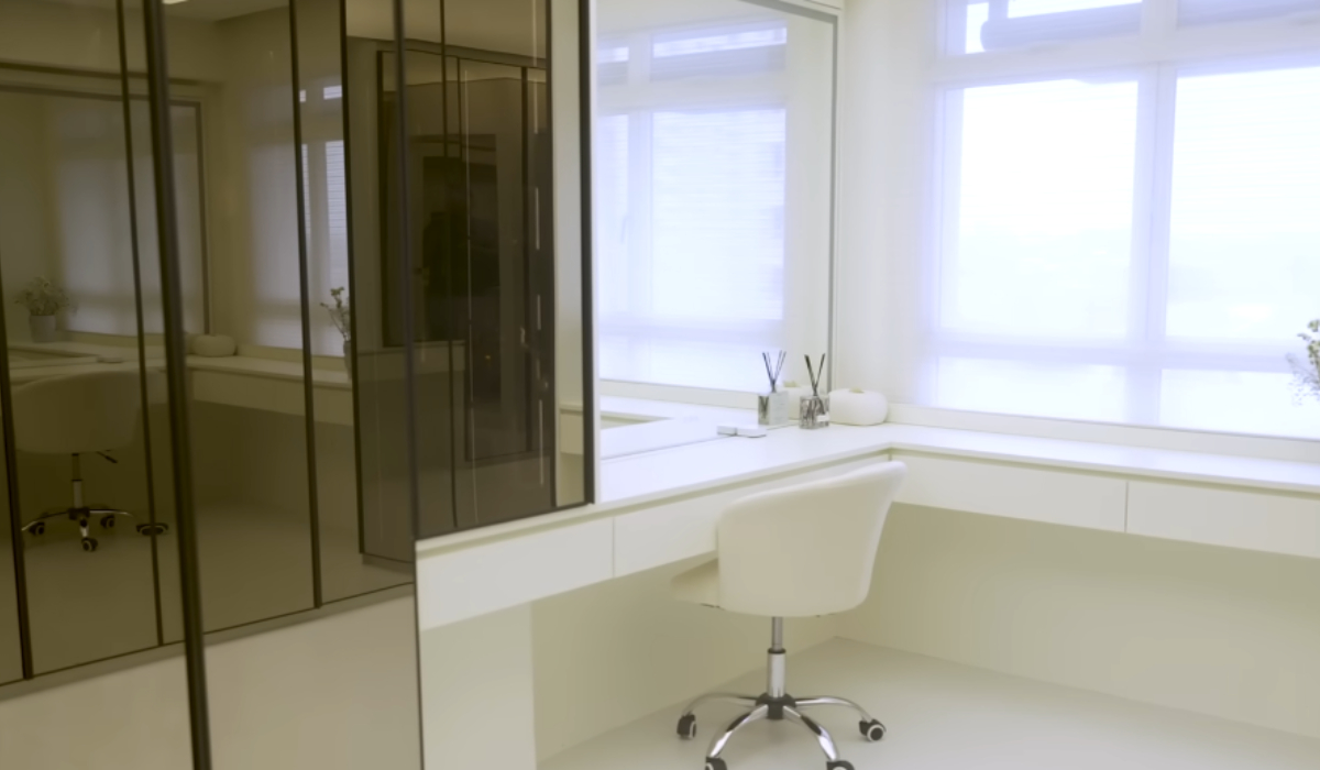 Tay Ying and Wu Sihan's new all-white and minimalist apartment comes entirely 'smart-home ready'