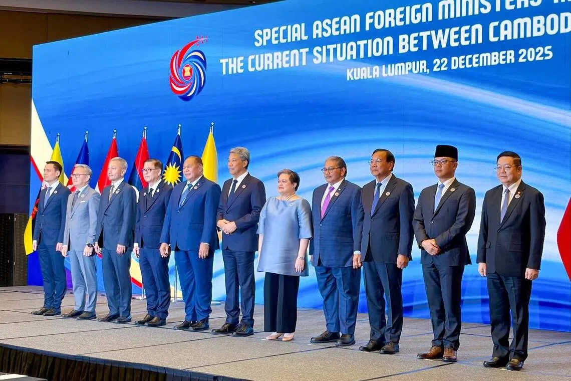 S’pore urges Thailand, Cambodia to de-escalate situation and resume talks: Vivian Balakrishnan