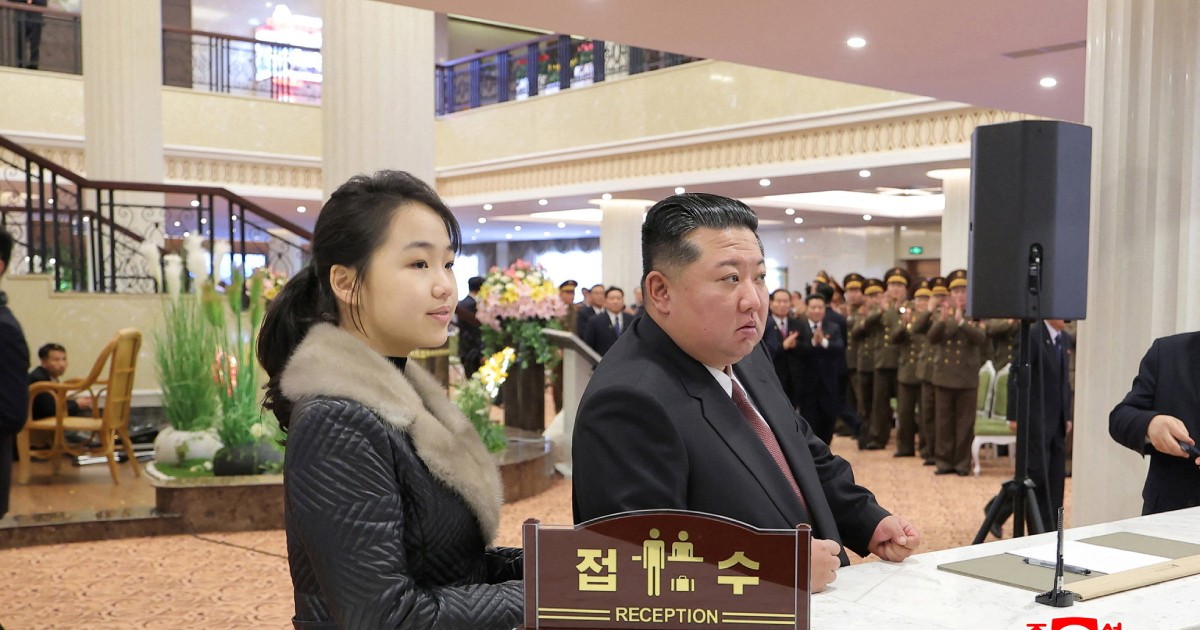 Kim Jong-un tours hotels with daughter, lauds economic progress