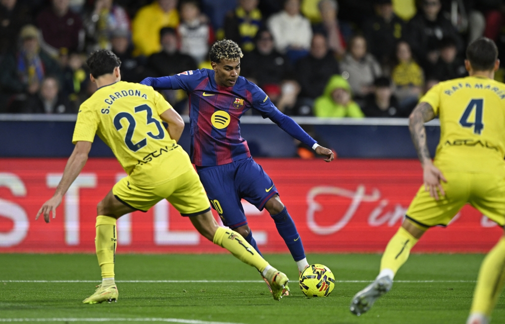 Lamine Yamal responds to horror tackle with goal as Barcelona cruise past 10-man Villarreal