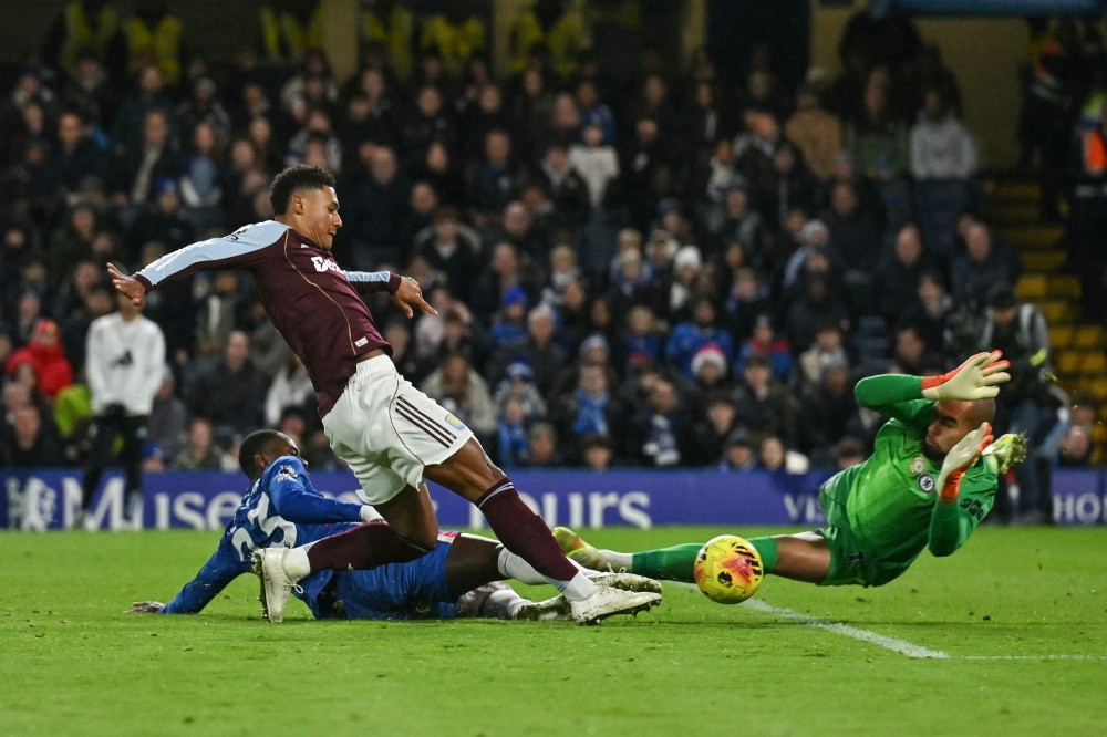 Premier League weekend wrap: Watkins keeps Villa dreaming, Maresca feels heat, West Ham slide