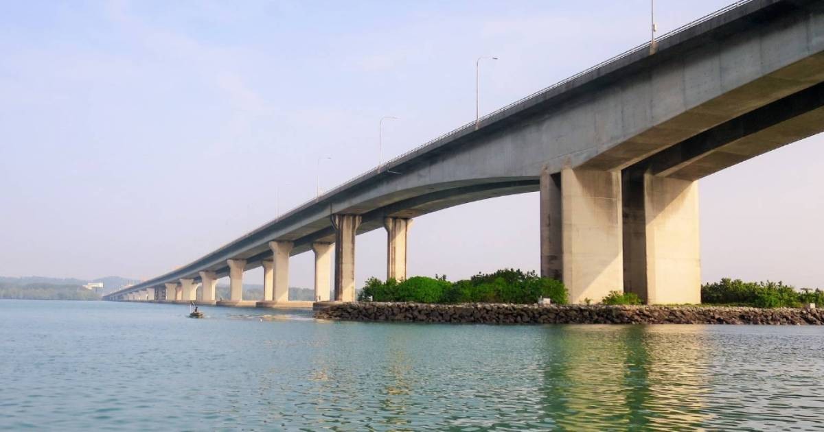 Man, 32, missing after falling from Second Link bridge; search operation underway