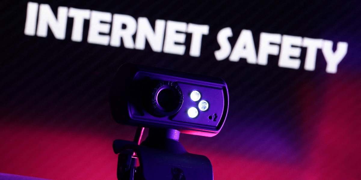 A scammer's guide: How cybercriminals plot to rob a target in a week