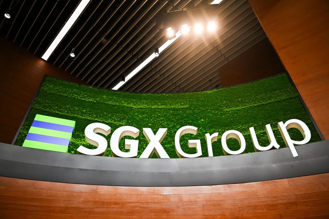 Singapore stocks end 2025 on high note, more upside expected in 2026