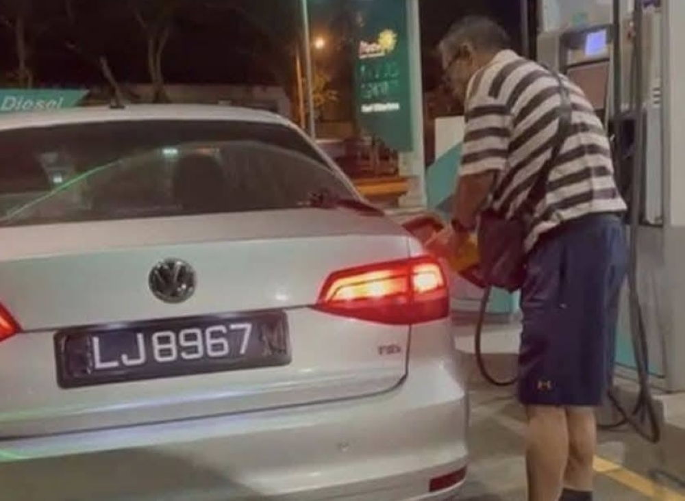Johor police: Singapore-registered car in viral RON95 refuelling clip traced, owner summoned