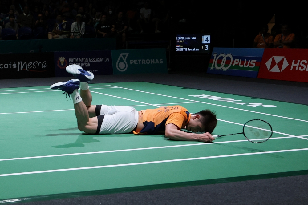 Home favourites crash out in Malaysia Open second round, Chen Tang Jie-Toh Ee Wei lone hope 