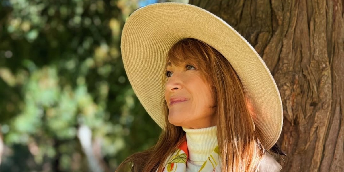 Jane Seymour believes being a Bond girl ruined her career in England