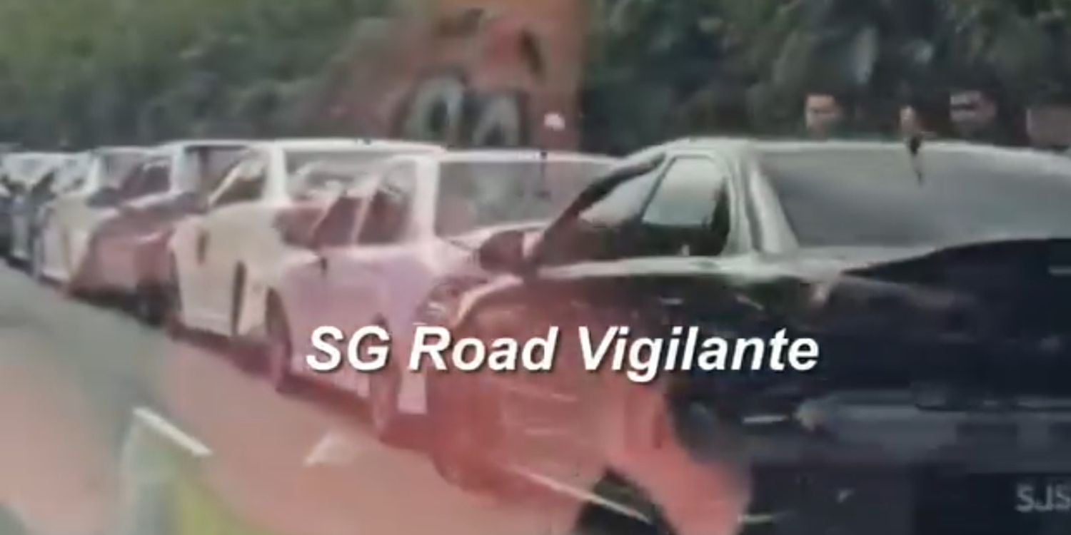 Chain collision along TPE, with at least 10 cars involved! 