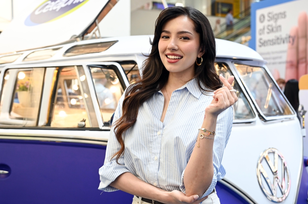 Amelia Henderson reinvents ‘Studio Sembang’ podcast for the scroll generation