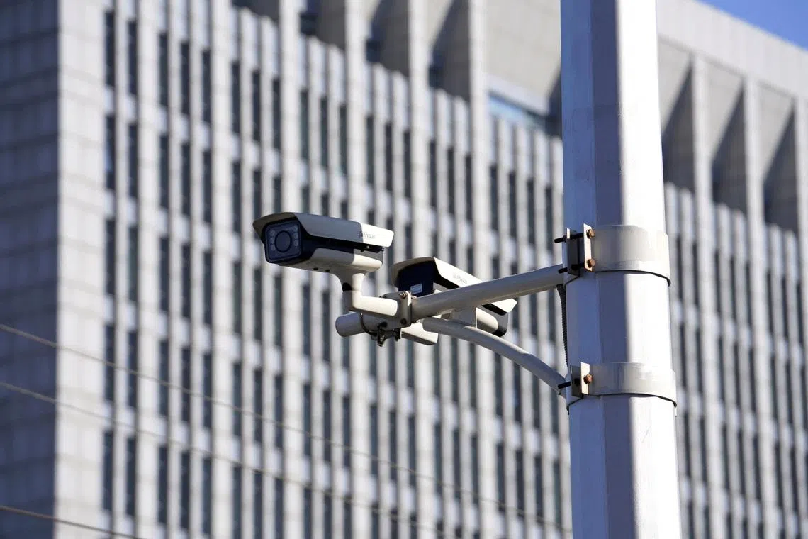 China focuses anti-corruption drive on misconduct, highlighting former minister's conviction