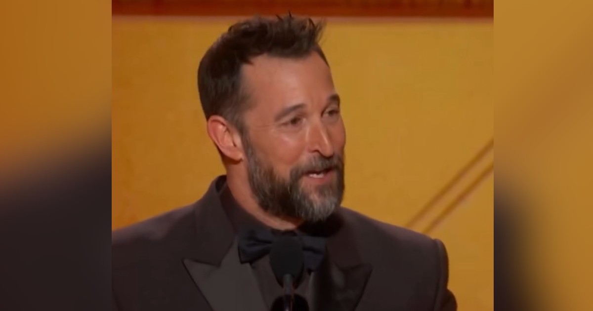 Noah Wyle 'truly humbled' by Golden Globe best actor win