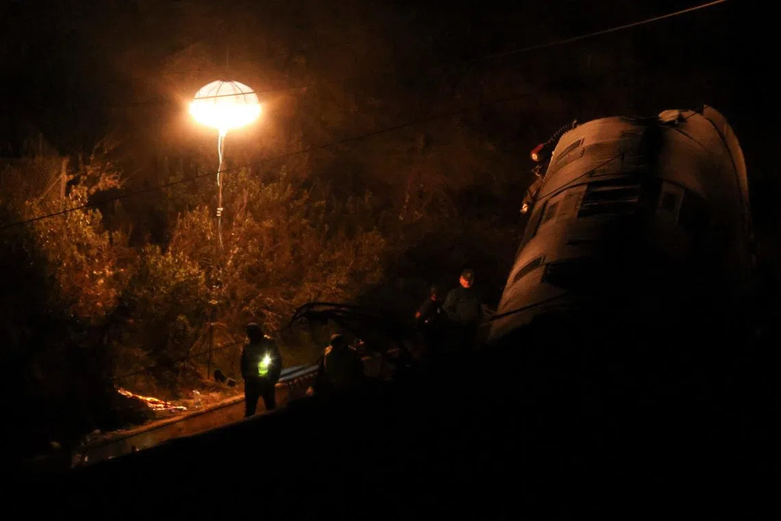 At least 39 dead in Spain after two high-speed trains collide