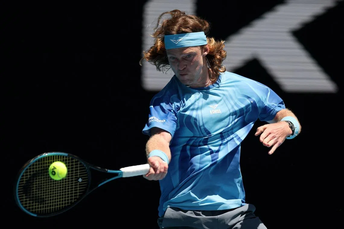 HIGHLIGHTS-Tennis-Australian Open day four