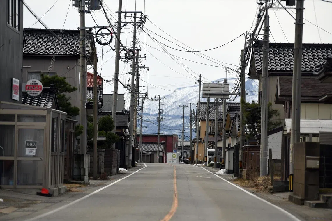 Tokyo travel agency offers hands-on evacuation shelter experience