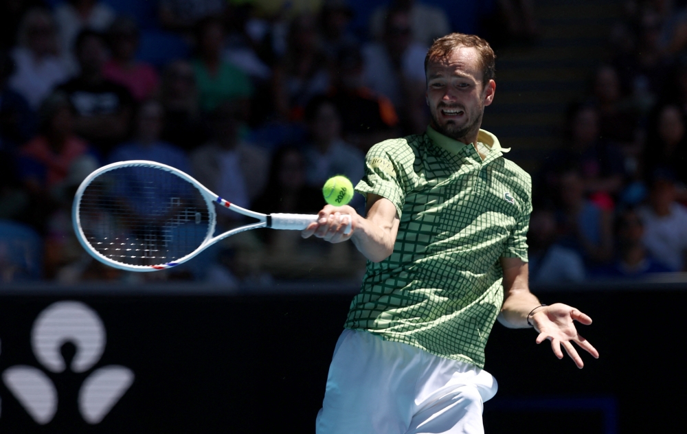 Medvedev fights back from brink to beat Marozsan, books Australian Open last-16 spot