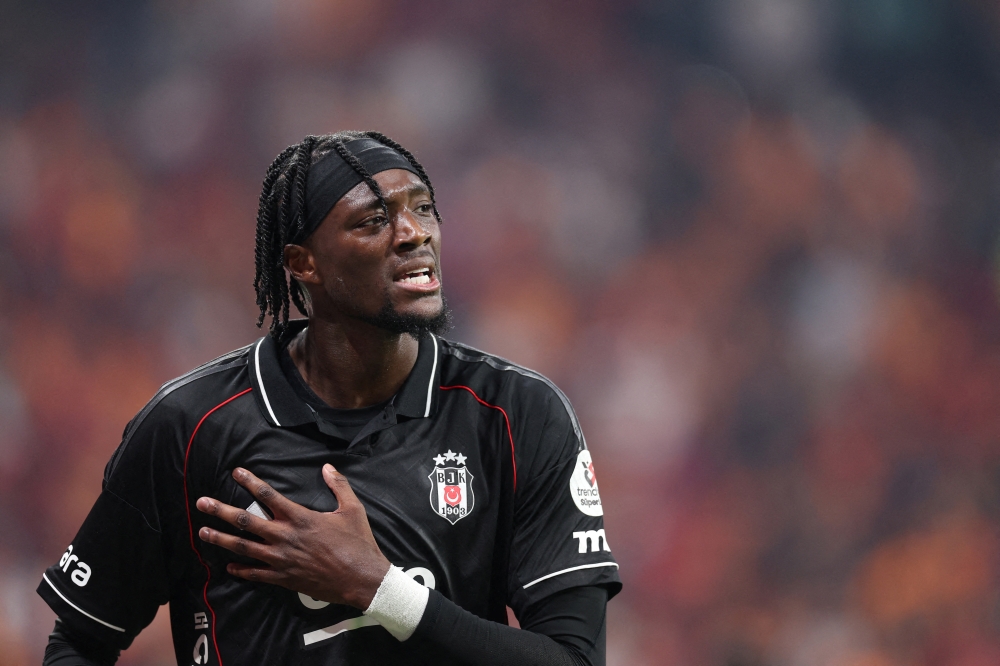 Abraham rejoins Aston Villa to bolster Premier League title bid