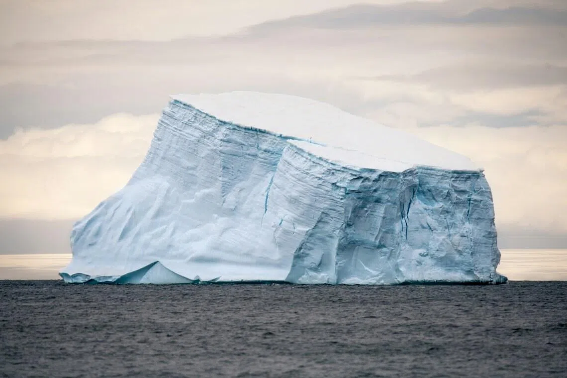 AI to track icebergs adrift at sea in boon for science