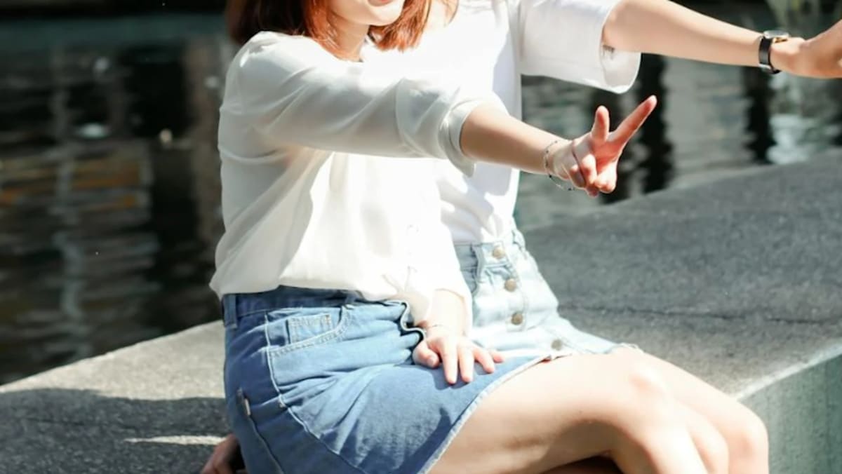 This Reality Dating Show Is Looking For Single Contestants... And Their BFFs