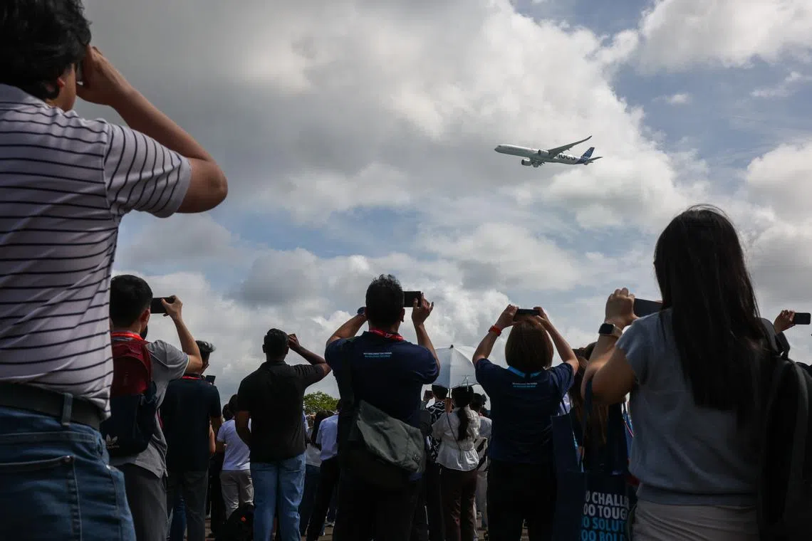 Visitors to Singapore Airshow on Feb 7, 8 should use shuttle buses from Expo MRT station: Organiser