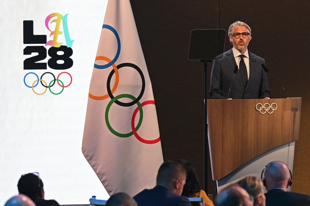 LA 2028 Olympics board stands by Wasserman after legal review of Epstein‑linked emails despite growing calls to resign