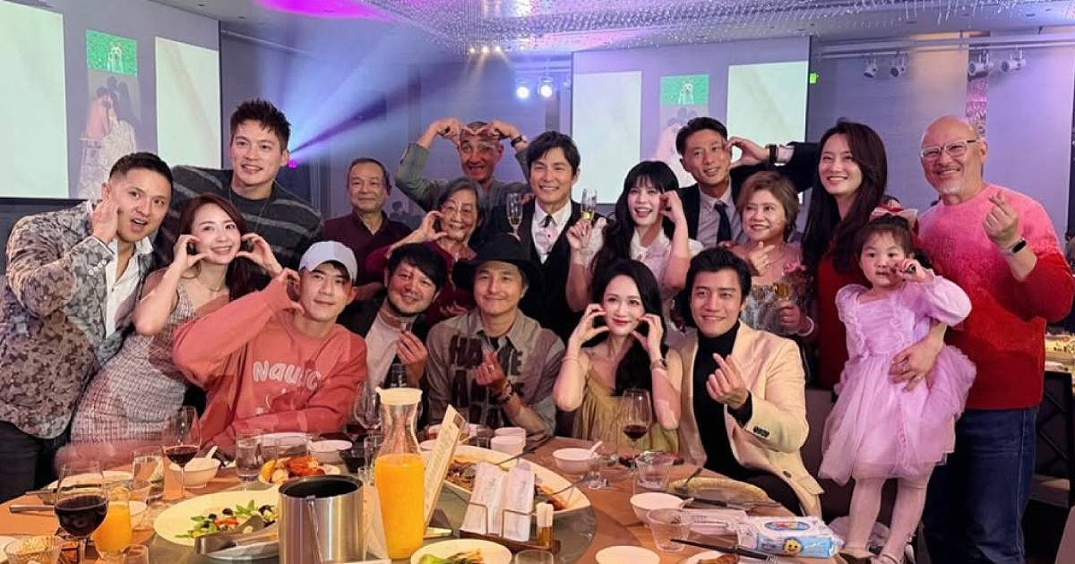 5566 members, Sam Tseng, Joe Chen among guests at Tony Sun and Ariel Sha's Valentine's Day wedding