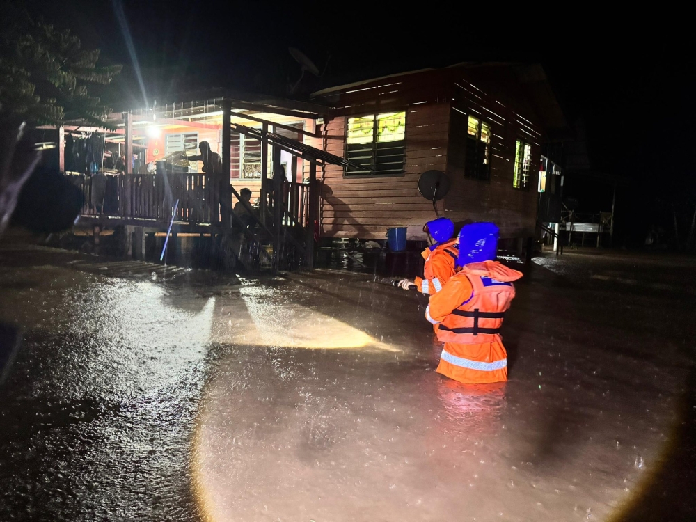 Kota Marudu lifts flood disaster status, but evacuations continue in three Sabah districts