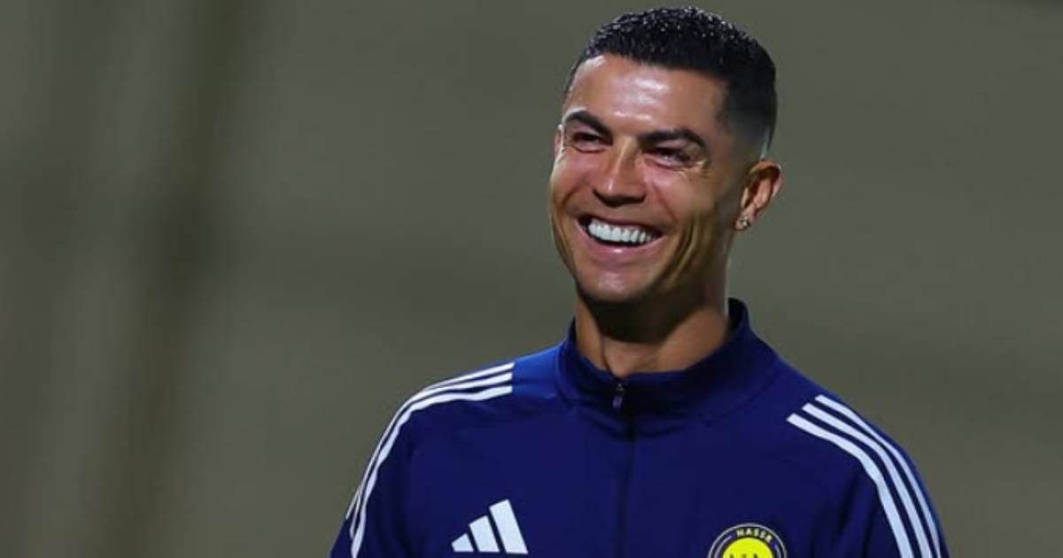 Cristiano Ronaldo buys 25% stake in Spanish soccer team