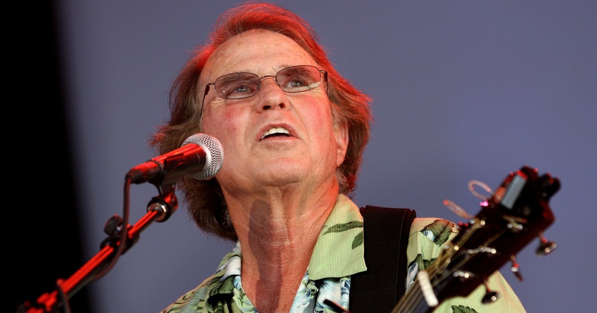 'Country' Joe McDonald, '60s rock star, proud protest counterculture icon, dies at 84