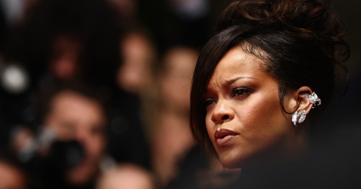 Shots fired at Rihanna's house in Beverly Hills, no injuries reported, media say