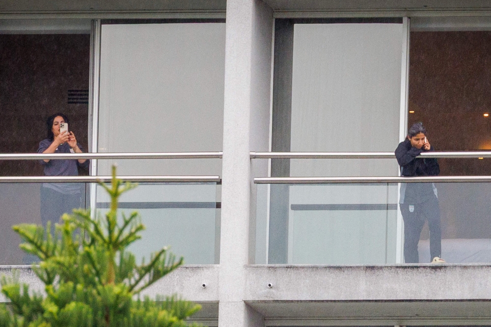 Pressure builds for Australia to offer Iran women’s football team asylum amid safety fears