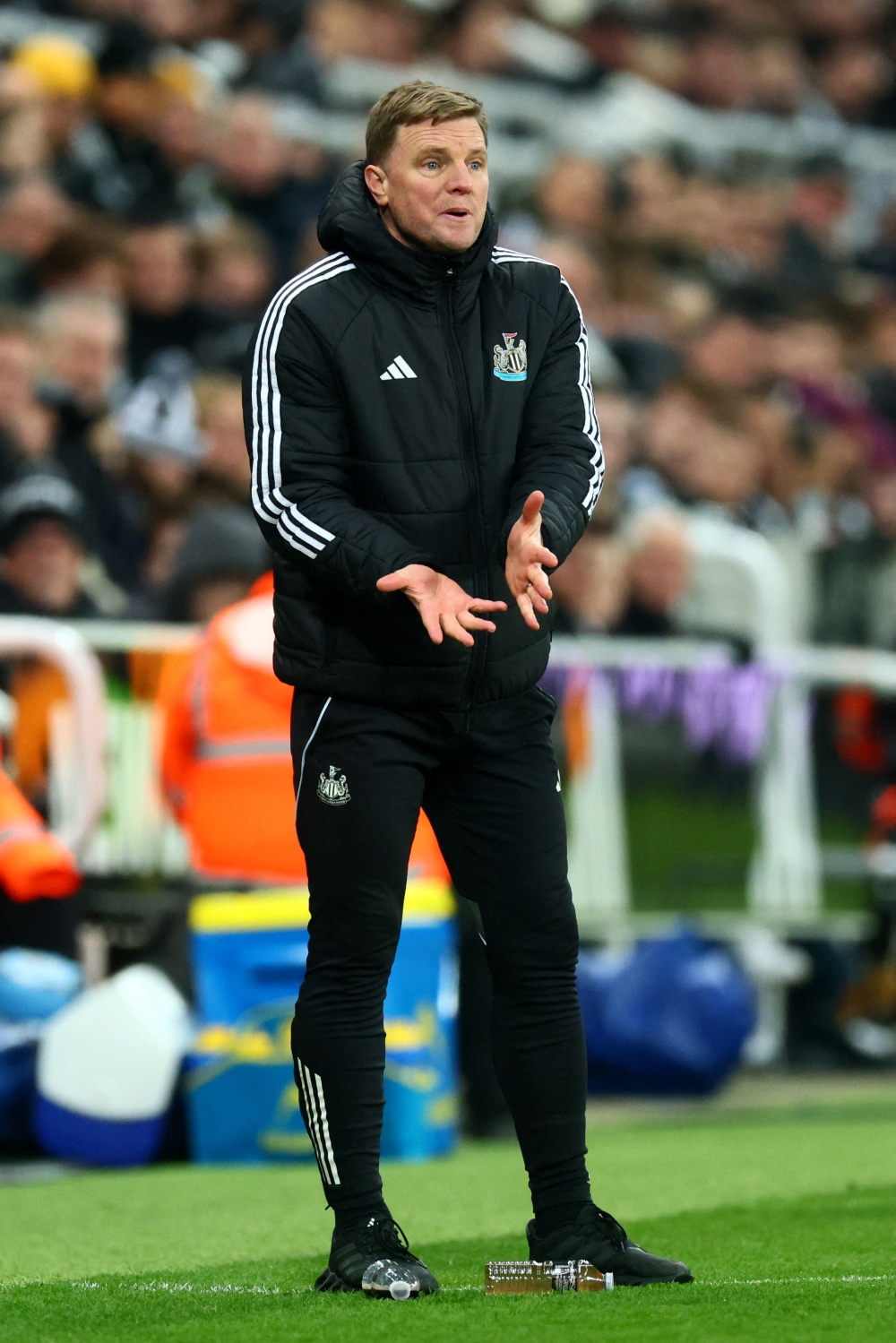 Eddie Howe urges Newcastle to deliver ‘performance of a lifetime’ against Barcelona